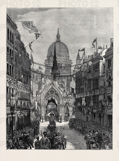 SKETCH FROM FLEET STREET: LOOKING UP LUDGATE HILL, LONDON