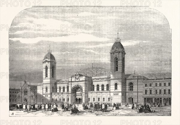 THE AGRICULTURAL HALL, ISLINGTON, IN PROCESS OF CONSTRUCTION, LONDON, UK, 1861