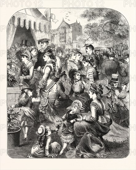 OXFORD COMMEMORATION: THE FLOWER SHOW IN THE GROUNDS OF ST. JOHN'S COLLEGE, DRAWING BY F. KIRBY, ENGRAVING 1876, UK, britain, british, europe, united kingdom, great britain, european