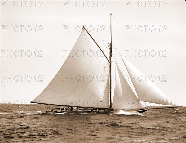 Jubilee, Peabody, Henry G, (Henry Greenwood), 1855-1951, Peabody, Henry G, (Henry Greenwood), 1855-1951, Jubilee (Yacht), America's Cup races, Yachts, Regattas, 1893