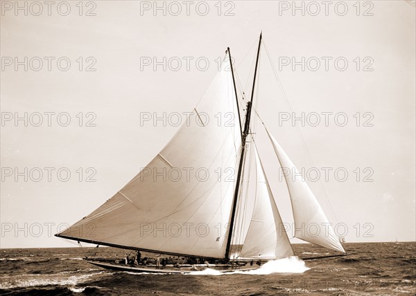 Jubilee, Sept. 11, 1893, Peabody, Henry G, (Henry Greenwood), 1855-1951, Peabody, Henry G, (Henry Greenwood), 1855-1951, Jubilee (Yacht), America's Cup races, Regattas, Yachts, 1893