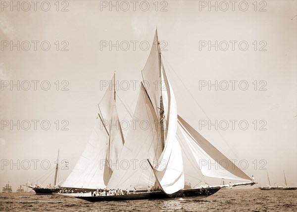 Start, American cup race, Peabody, Henry G, (Henry Greenwood), 1855-1951, Vigilant (Yacht), Valkyrie II (Yacht), America's Cup races, Yachts, Regattas, 1893