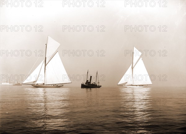 Shamrock I and Columbia, becalmed in fog, Shamrock I (Yacht), Columbia (Sloop), America's Cup races, Regattas, Yachts, Fog, 1899