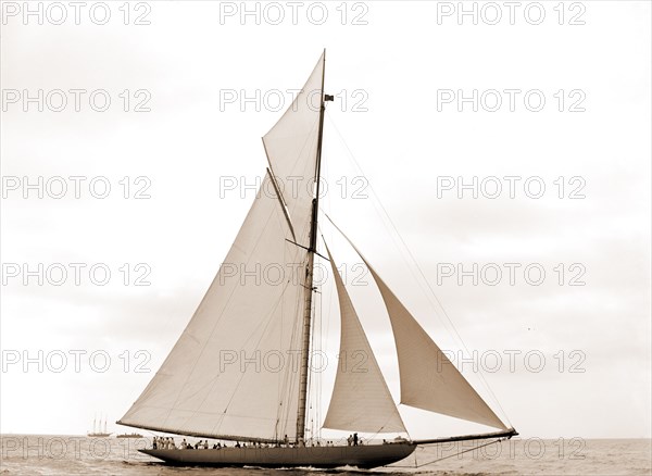 Shamrock I before the start, Shamrock I (Yacht), America's Cup races, Regattas, Yachts, 1899