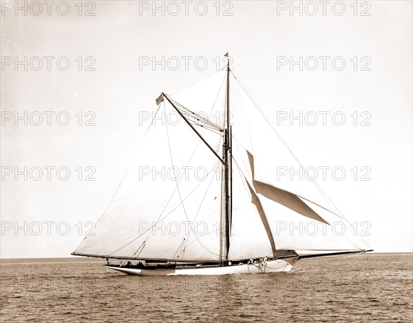 Volunteer, Peabody, Henry G, (Henry Greenwood), 1855-1951, Peabody, Henry G, (Henry Greenwood), 1855-1951, Volunteer (Yacht), Yachts, 1891