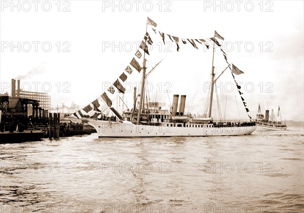 Mardi Gras, New Orleans, U.S.S.S. sic Galveston with Rex, Galveston (Cruiser), Cruisers (Warships), American, Carnival, United States, Louisiana, New Orleans, 1900