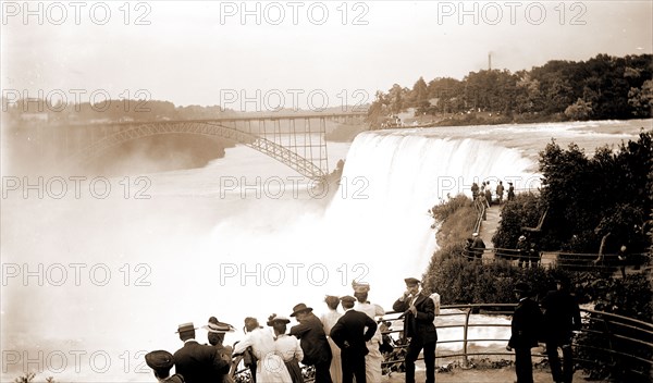 American Falls from Goat Island, Waterfalls, Tourists, United States, New York (State), Niagara Falls, United States, New York (State), Goat Island, Canada, Ontario, Niagara Falls, 1906