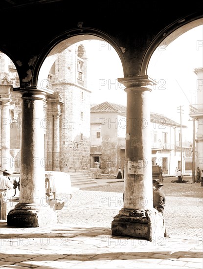 Front of cathedral, a bit of Old Havana, Cuba, Cathedrals, arcades (architectural components), Plazas, Cuba, Havana, 1900