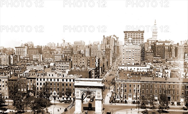 Washington Square, New York, Washington, George, 1732-1799, Monuments, Plazas, Memorial arches, United States, New York (State), New York, 1900