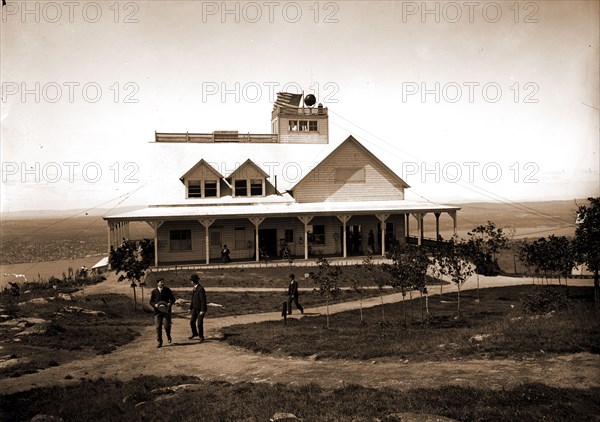 Casino, Summit of Mt. Beacon, N.Y, The, Mount Beacon Casino (N.Y.), Casinos, Mountains, United States, New York (State), Beacon, Mount, 1903
