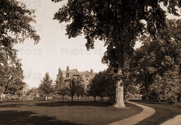 In the grounds of Smith College, Northampton, Smith College, Universities & colleges, United States, Massachusetts, Northampton, 1900