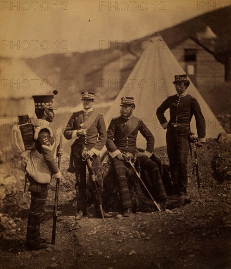 Group of the 71st Regiment with colour sergeant, Crimean War, 1853-1856, Roger Fenton historic war campaign photo