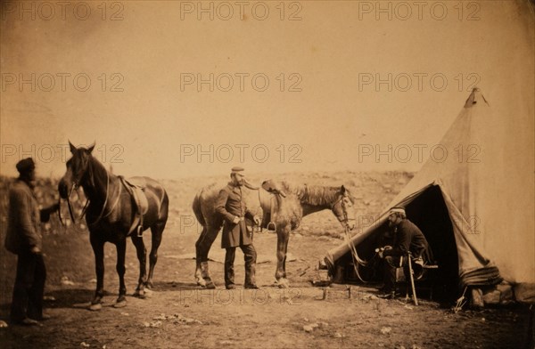 Officers of the 90th [i.e., 38th] Regiment (Captain Hume and Captain Snodgrass), Crimean War, 1853-1856, Roger Fenton historic war campaign photo