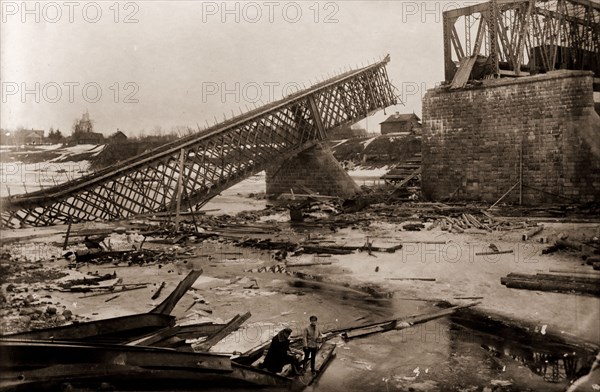 Bridge near Jambourg, on the river Luga, destroyed and the city was taken by the Red army in August 1919, Russia