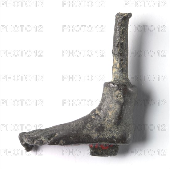 Bronze Mount from a "Shawabty Bundle": Left Foot, c. 1336-1256 BC. Egypt, Thebes, Wadi Qubbanet el-Qirud, New Kingdom, Late Dynasty 18 or early Dynasty 19. Bronze; overall: 2.7 cm (1 1/16 in.).