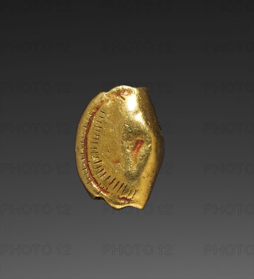 Wallet Bead, 1540-1296 BC. Egypt, New Kingdom, probably Dynasty 18. Gold; overall: 0.9 cm (3/8 in.).