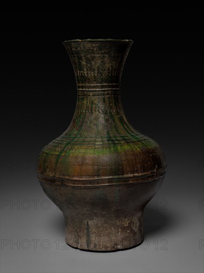 Jar (Hu), 206 BC-AD 220. China, Han dynasty (202 BC-AD 220). Earthenware; overall: 49 cm (19 5/16 in.).