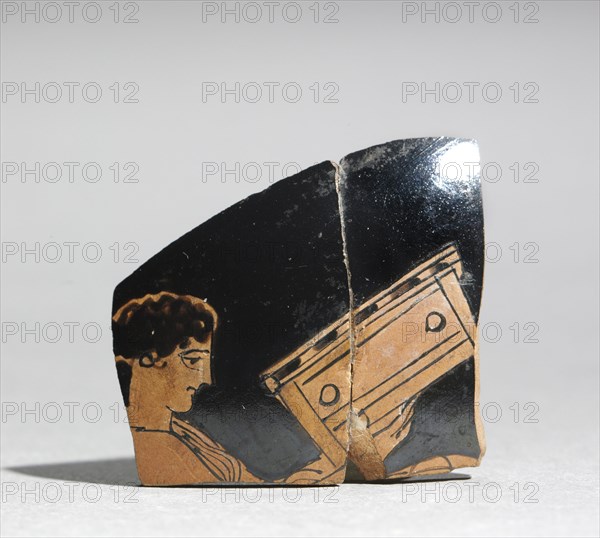 Fragment of a Painted Vase: Maiden Carrying a Coffer, c. 430 BC. Greece, said to be from Orvieto, 5th century BC. Earthenware; overall: 0.4 cm (3/16 in.).