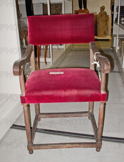 Armchair, 1500s. France, Henri II style, 16th century. Walnut; overall: 108.9 x 61 x 63.5 cm (42 7/8 x 24 x 25 in.).