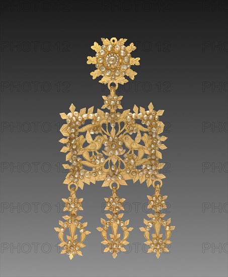 Earring, 1700s - 1800s. Sardinia, 18th-19th century. Gold; overall: 11.8 cm (4 5/8 in.).