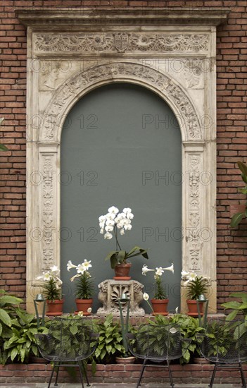 Doorway (Portal), late 1400s. Italy, Gubbio (?), 15th century. Gray sandstone; overall: 358 x 259 cm (140 15/16 x 101 15/16 in.).