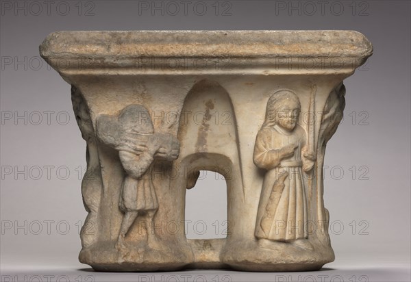 Engaged Capital, 1400s. Southern France, Abbey of Larreule, near Tarbes, 15th century. Limestone; overall: 38.8 x 53.3 x 30.5 cm (15 1/4 x 21 x 12 in.)