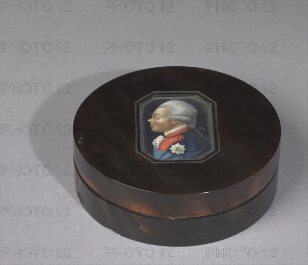 Snuff Box, c. 1800. Continental, early 19th century. Tortoiseshell box with painted portrait miniature under glass, inset on cover; overall: 2.3 x 6.6 cm (7/8 x 2 5/8 in.).