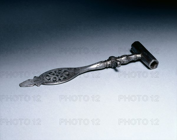Spanner for a Wheel-Lock Gun, c. 1600-1650. Germany, 17th century. Steel, with punched, engraved, and pierced decoration; overall: 4.5 cm (1 3/4 in.).