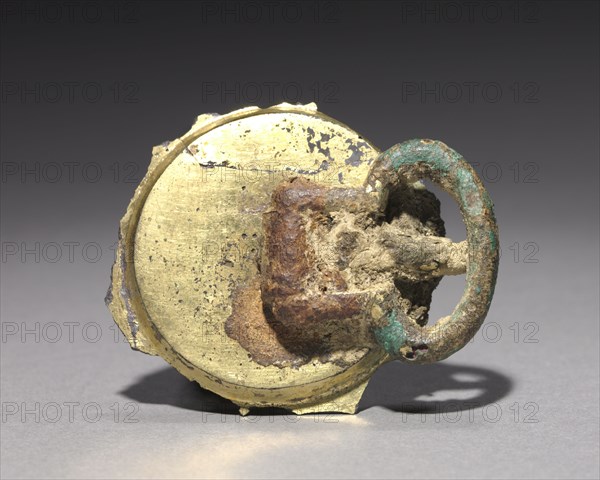 Belt Buckle, 1100s-1200s. Korea, Goryeo period (918-1392). Bronze gilt; diameter: 5 cm (1 15/16 in.).