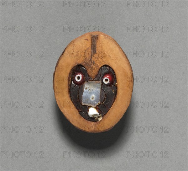 Gambling Dice, Unassigned, before 1917. California, Tulare, Unassigned. Hollow shell, resin, glass beads, mica/seashell fragment; overall: 1.5 x 2 cm (9/16 x 13/16 in.).