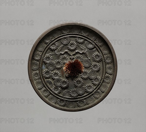 Mirror, 1400s-1500s. Japan, Muromachi Period (1392-1573). Bronze; diameter: 11.8 cm (4 5/8 in.).
