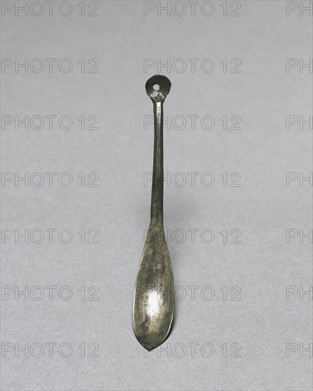 Spoon with Dual Heads, 918-1392. Korea, Goryeo period (918-1392). Bronze; overall: 7.5 cm (2 15/16 in.).