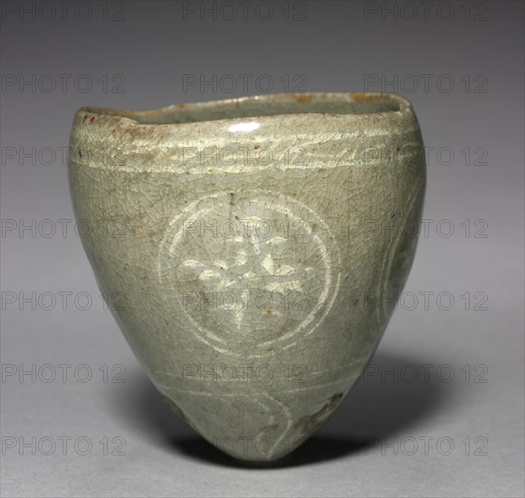Cup with Inlaid Chrysanthemum Design, 1200s-1300s. Korea, Goryeo period (918-1392). Pottery; diameter of mouth: 6.9 cm (2 11/16 in.); overall: 7.9 cm (3 1/8 in.).