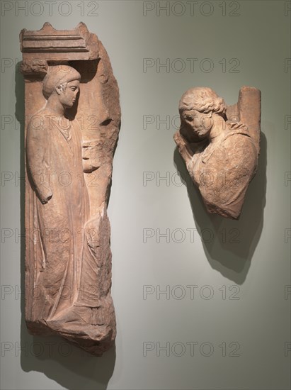 Grave Stela, 400-350 BC. Greece, first half of 4th Century BC. Pentelic marble; overall: 128.3 cm (50 1/2 in.).