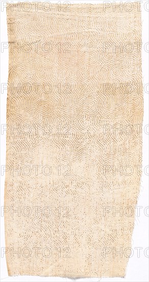 Fragment of Draped Court Apparel, 1700s. India, Rajasthan or Northern Deccan, 18th century. Block printed with gold leaf on cotton muslin; average: 32.8 x 16.3 cm (12 15/16 x 6 7/16 in.)