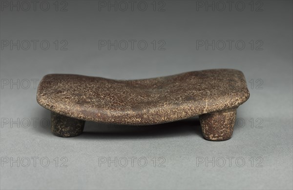 Toy Stone for Grinding Grain, before 1929. Mexico, Valley of Mexico (?), Aztec (?). Pottery; overall: 4.8 x 5.4 cm (1 7/8 x 2 1/8 in.).