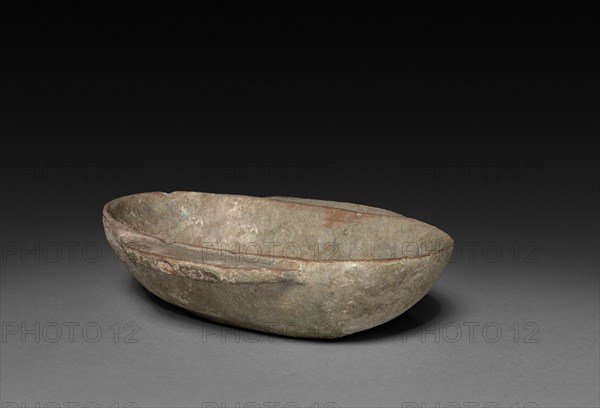 "Ear Cup" (Erbei) for Wine, 206 BC - AD 220. China, Han dynasty (202 BC-AD 220). Lead glazed earthenware; overall: 10.8 cm (4 1/4 in.).