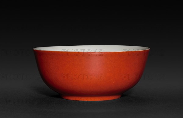 Bowl, 1723-1735. China, Jiangxi province, Jingdezhen kilns, Qing dynasty (1644-1912), Yongzheng reign (1722-1735). Porcelain; diameter: 9 cm (3 9/16 in.); overall: 3.9 cm (1 9/16 in.).