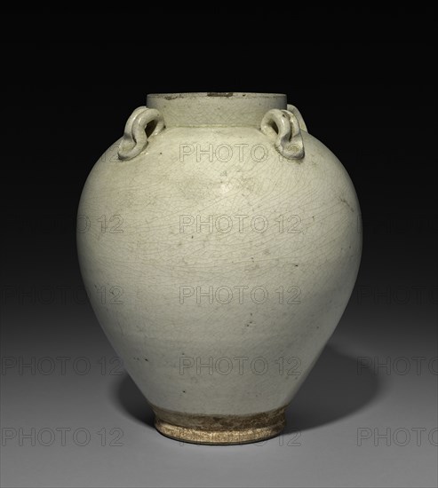 Jar, mid 7th Century. China, Tang dynasty (618-907). Glazed stoneware; diameter: 12.1 cm (4 3/4 in.); overall: 27.6 cm (10 7/8 in.).