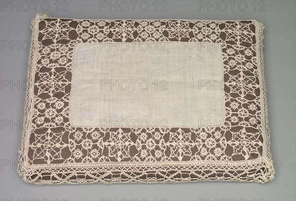Needlepoint (Reticella) and Bobbin Lace Pillow Case, 17th century. Italy, Venice, 17th century. Linen center, needlepoint and bobbin lace edging; overall: 36.9 x 45.8 x 7.5 cm (14 1/2 x 18 1/16 x 2 15/16 in.)