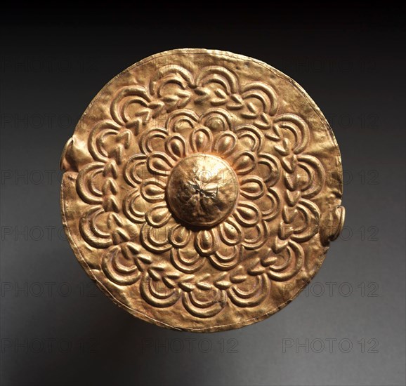 Jewelry, 1800s. Guinea Coast, Ghana, Asante people, 19th century. Cast gold, hammered; diameter: 9.8 cm (3 7/8 in.); overall: 1.3 cm (1/2 in.)