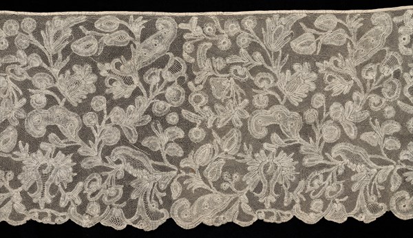 Bobbin Lace Flounce, 18th century. Italy, Milan, 18th century. Lace, bobbin: linen; average: 365.7 x 29.9 cm (144 x 11 3/4 in.)