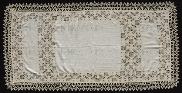 Needlepoint (Cutwork) and Bobbin Lace Cloth, 16th century. Italy, 16th century. Lace, needlepoint and bobbin: linen; average: 183.5 x 90.3 cm (72 1/4 x 35 9/16 in.)