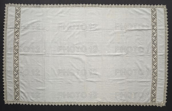Needlepoint (Reticella) Lace Cloth, late 16th century. Italy, late 16th century. Lace, needlepoint: linen; average: 172.7 x 108 cm (68 x 42 1/2 in.)
