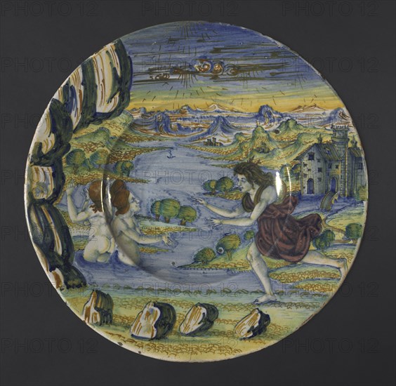 Plate: Diana and Acteon, 1522. Maestro Giorgio Andreoli (Italian, 1465-70-aft 1553). Tin-glazed earthenware with gold and red lustre (maiolica); diameter: 30.2 cm (11 7/8 in.).