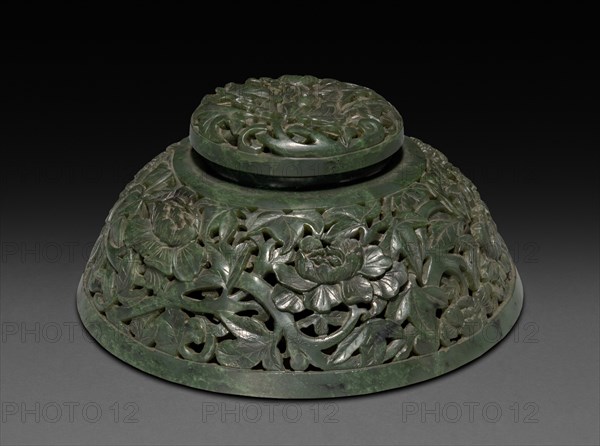 Incense Burner, 1736-1795. China, Qing dynasty (1644-1912), Qianlong reign (1735-1795). Jade; overall: 14.6 cm (5 3/4 in.).