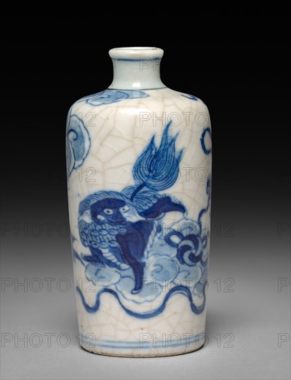 Snuff Bottle with Stopper, 1723-1735. China, Jiangxi province, Jingdezhen kilns, Qing dynasty (1644-1912), Yongzheng reign (1722-1735). Porcelain; overall: 7.7 cm (3 1/16 in.).