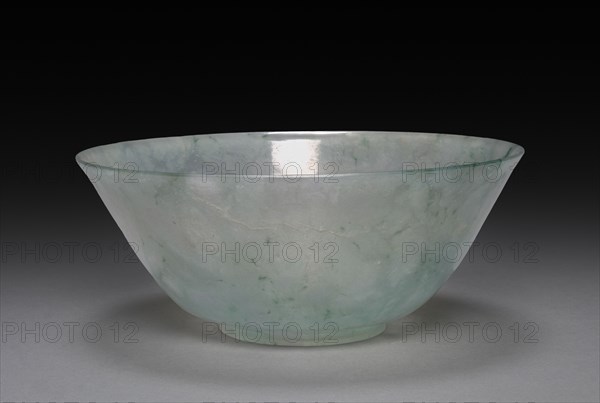 Bowl, 1736-1795. China, Qing dynasty (1644-1912), Qianlong mark and reign (1736-1795). Jade; diameter: 14.4 cm (5 11/16 in.); overall: 6 cm (2 3/8 in.).