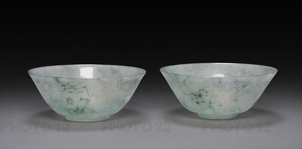 Pair of Bowls, 1736-1795. China, Qing dynasty (1644-1912), Qianlong mark and reign (1736-1795). Jade; diameter: 14.4 cm (5 11/16 in.); overall: 6 cm (2 3/8 in.).