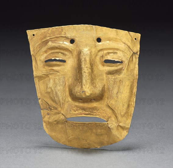 Mask Ornament, c. 700-1550. Southern Costa Rica, (Rio Grande de Térraba, Diquís Region), Diquís Style, 8th-16th Century. Hammered and cut gold; overall: 11.9 x 11.2 x 2.5 cm (4 11/16 x 4 7/16 x 1 in.).